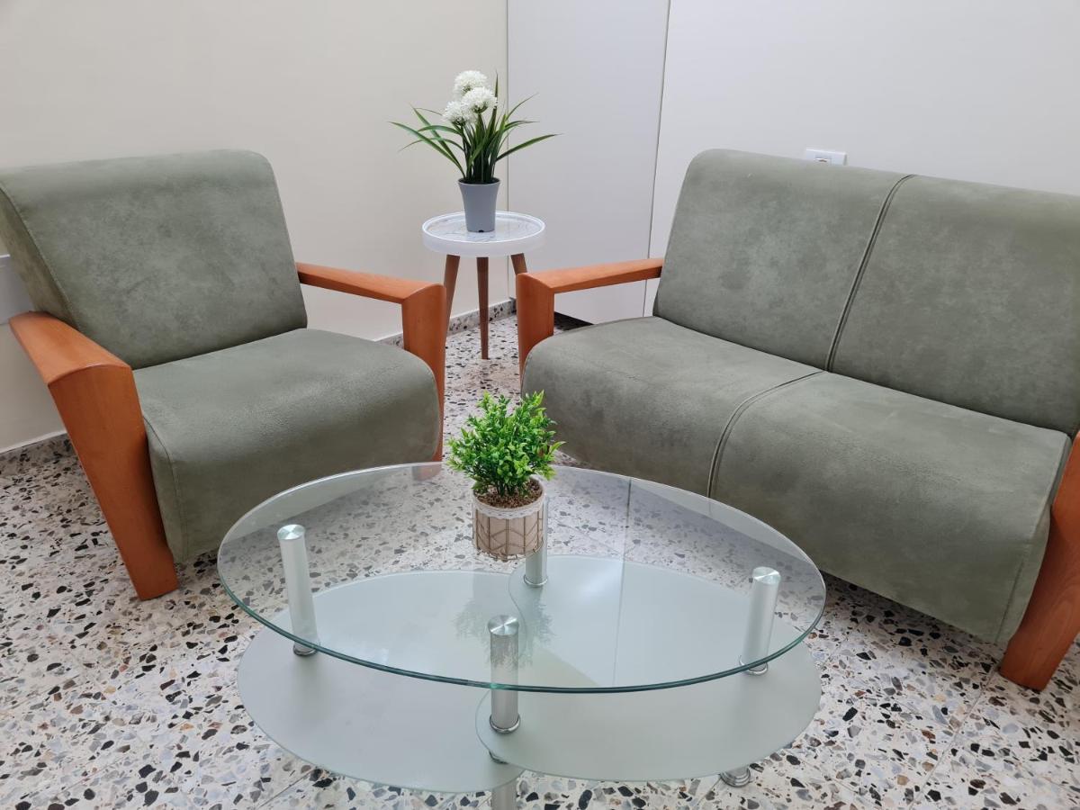 Rizik'S Guest House 나사렛 외부 사진